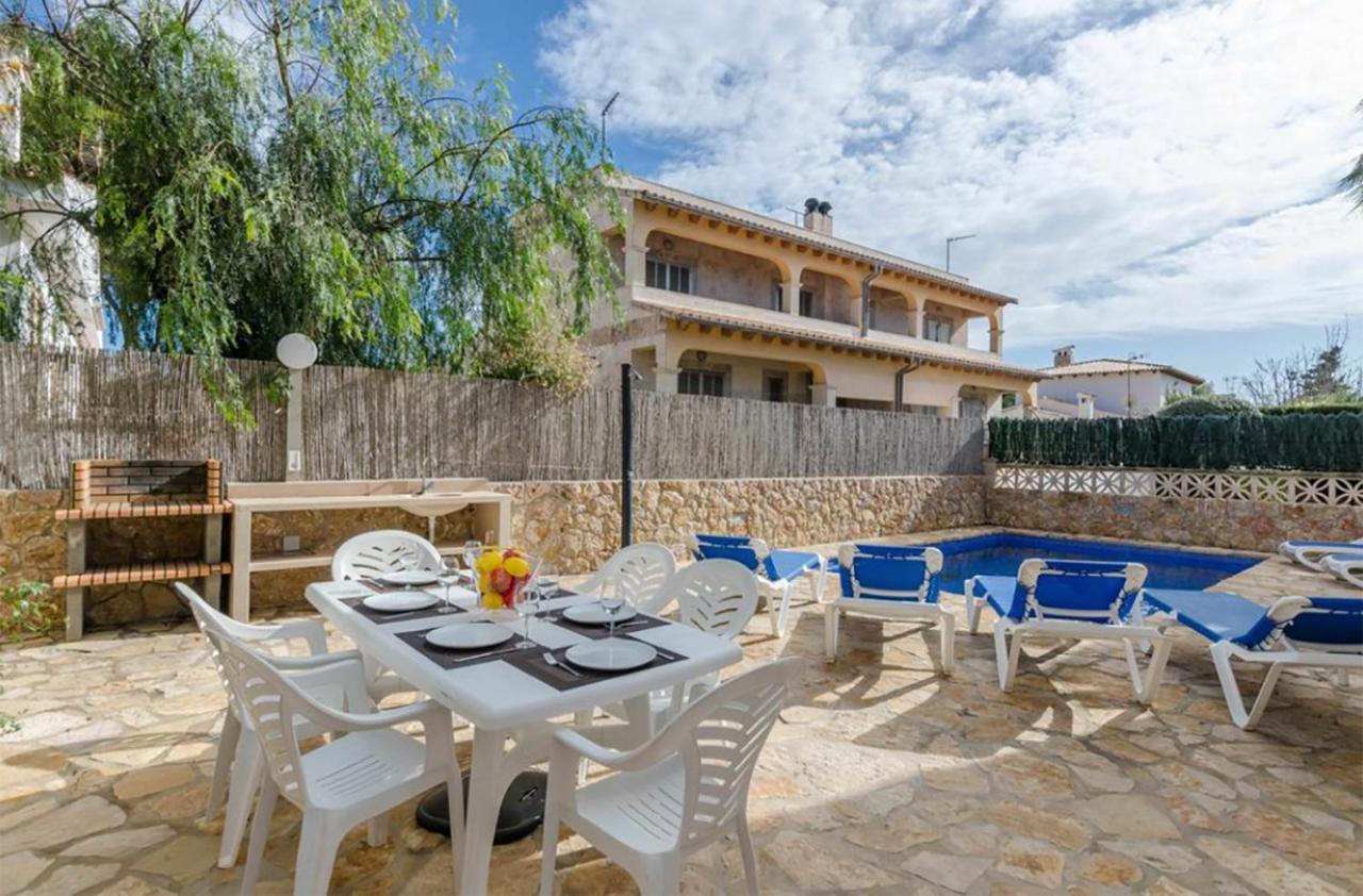 Benestar Pool And Beach In Platja De Muro Villa Exterior photo