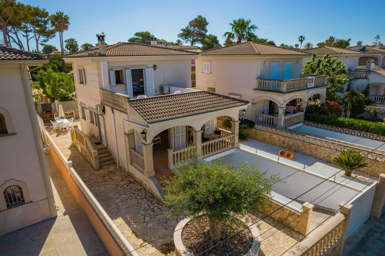 Benestar Pool And Beach In Platja De Muro Villa Exterior photo